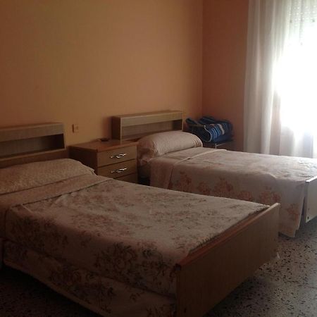 ז'ירונה Hostel Alhambra חדר תמונה