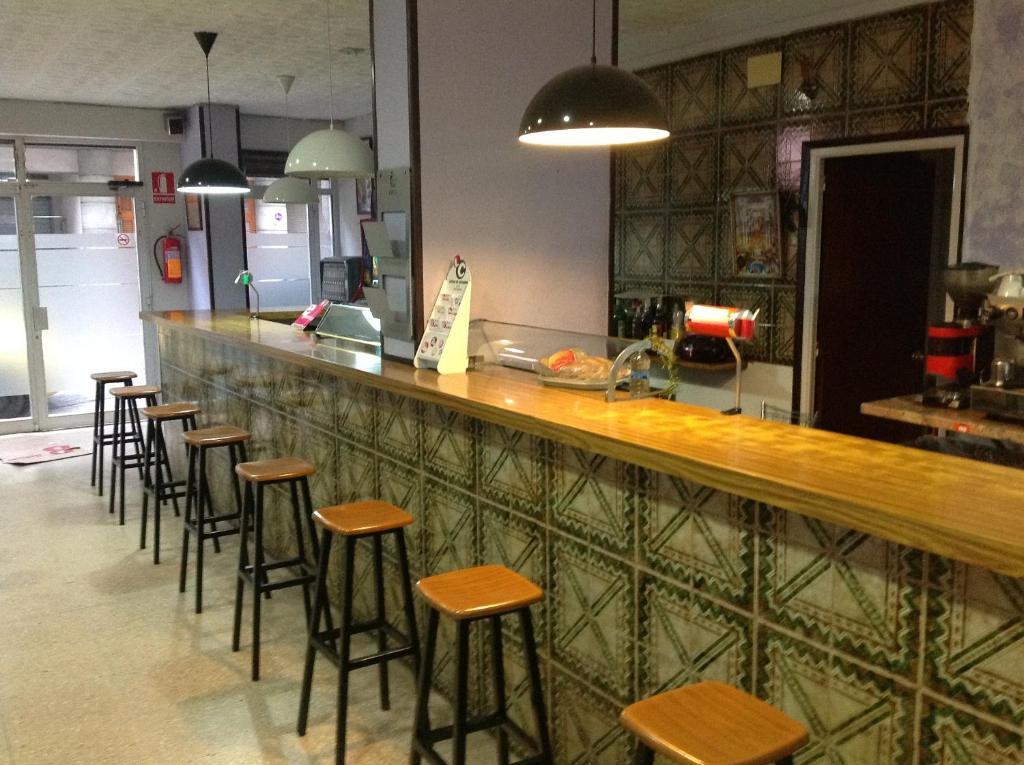ז'ירונה Hostel Alhambra חדר תמונה