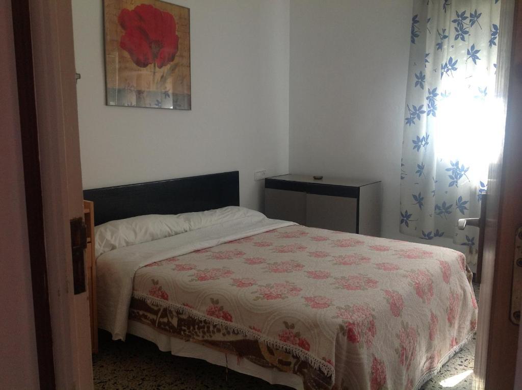 ז'ירונה Hostel Alhambra חדר תמונה