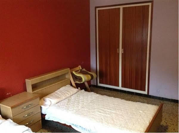 ז'ירונה Hostel Alhambra מראה חיצוני תמונה